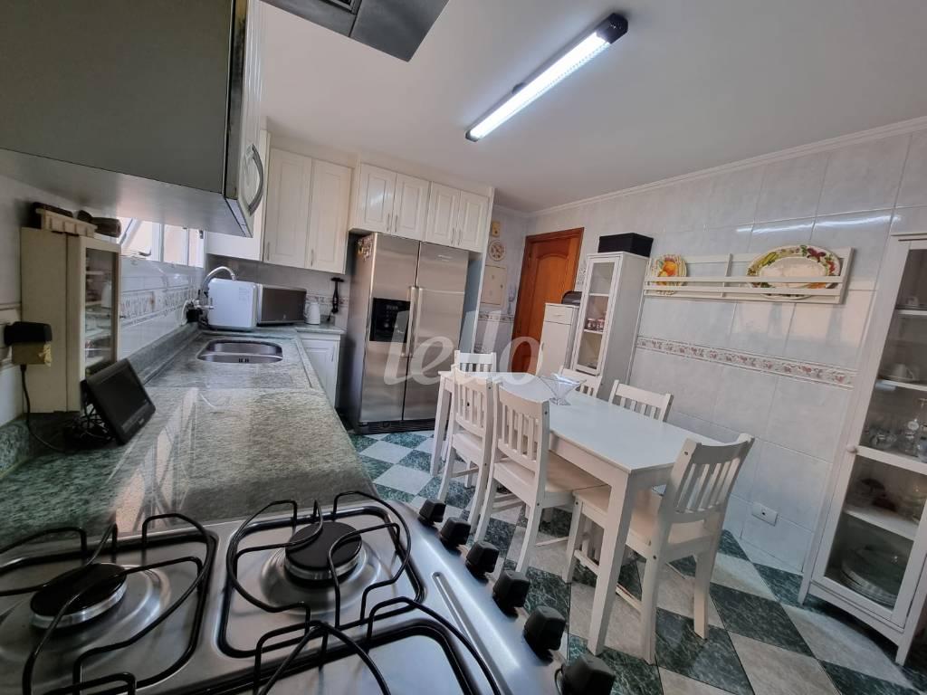 COZINHA de Apartamento à venda, Padrão com 120 m², 3 quartos e 1 vaga em Vila Mariana - São Paulo