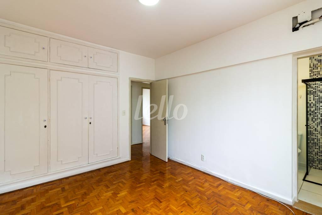 SUITE de Apartamento para alugar, Padrão com 260 m², 3 quartos e 1 vaga em Santa Cecília - São Paulo