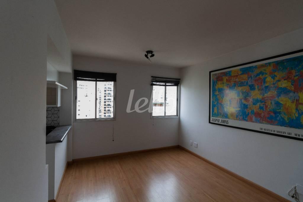 SALA de Apartamento à venda, Padrão com 43 m², 1 quarto e em Vila Pompeia - São Paulo