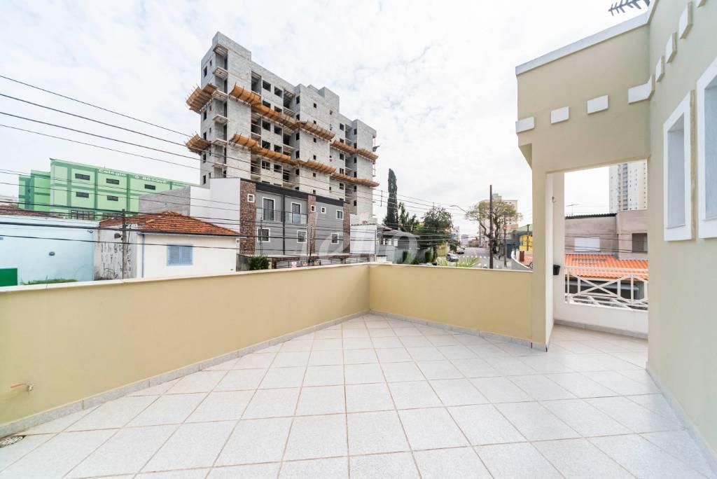 VARANDA DA SUÍTE de Casa à venda, sobrado com 176 m², 3 quartos e 2 vagas em Vila Alzira - Santo André