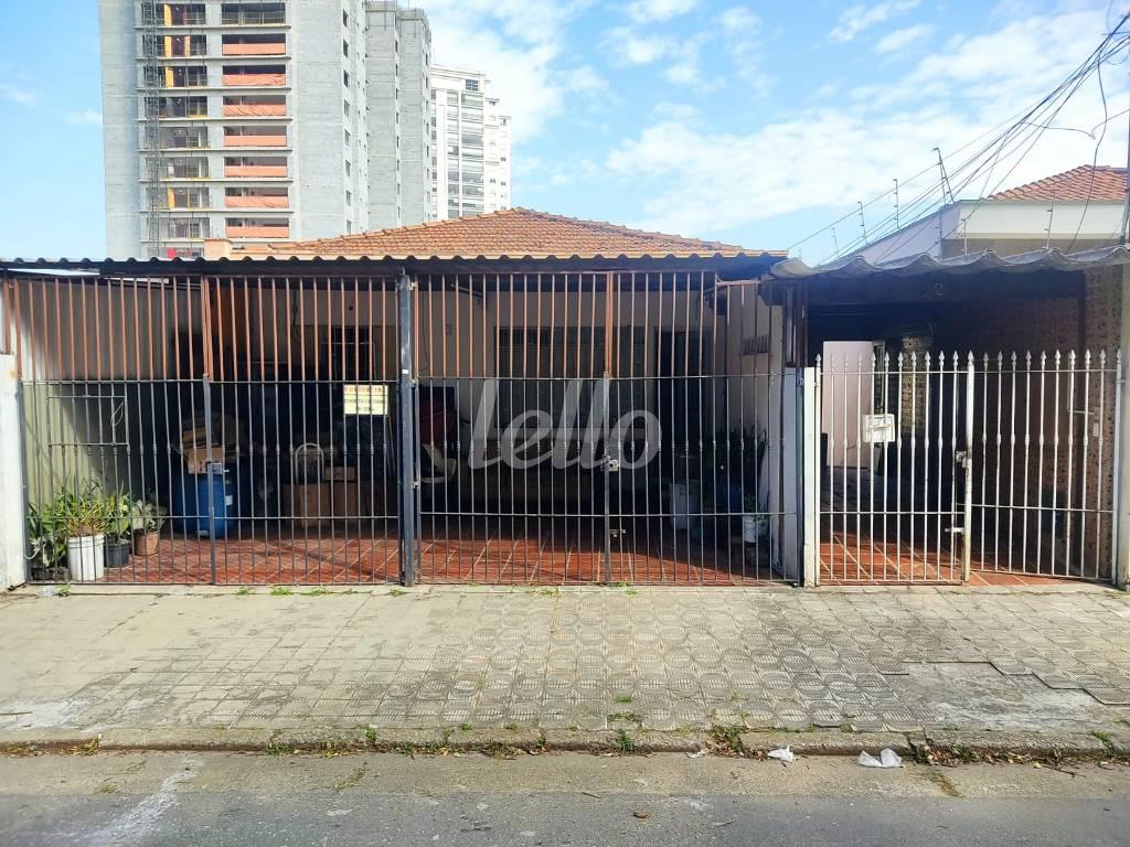 FACHADA de Casa à venda, térrea com 130 m², 5 quartos e 3 vagas em Ipiranga - São Paulo