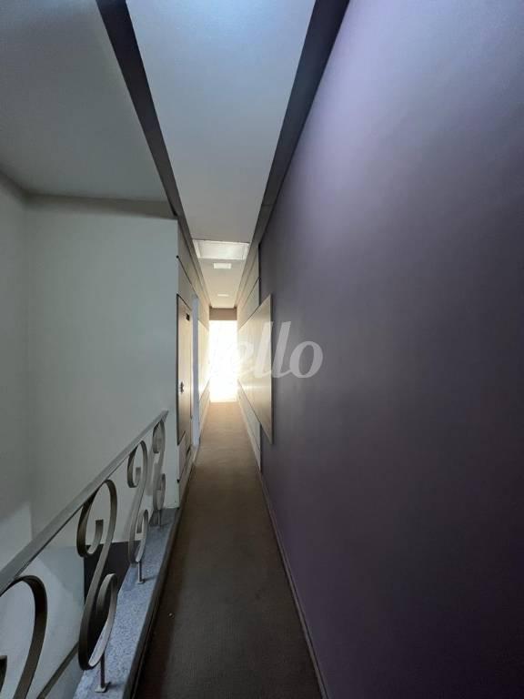 CORREDOR INTERNO SUPERIOR de Casa para alugar, sobrado com 154 m², e 3 vagas em Vila Pompeia - São Paulo