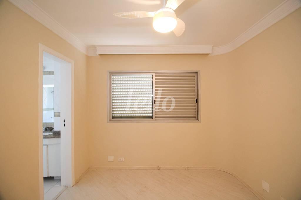 SUÍTE 2 de Apartamento à venda, Padrão com 200 m², 3 quartos e 3 vagas em Indianópolis - São Paulo