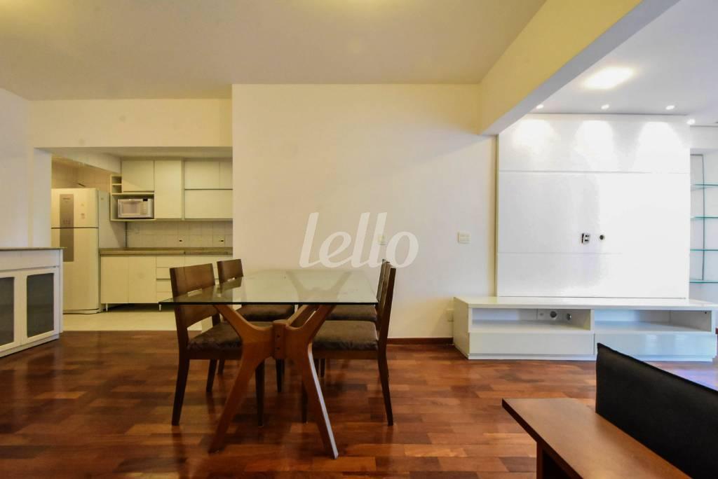 SALA de Apartamento à venda, Padrão com 106 m², 2 quartos e 2 vagas em Cidade Monções - São Paulo