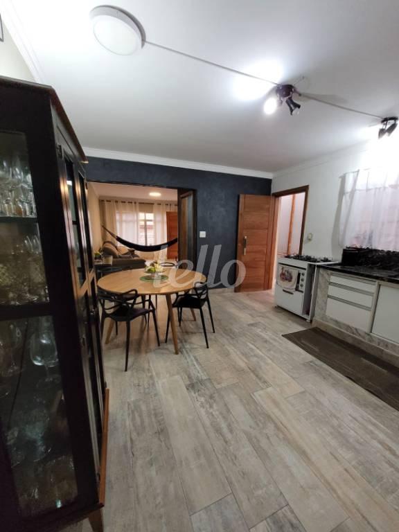 COZINHA de Casa à venda, assobradada com 241 m², 5 quartos e 4 vagas em Vila Floresta - Santo André