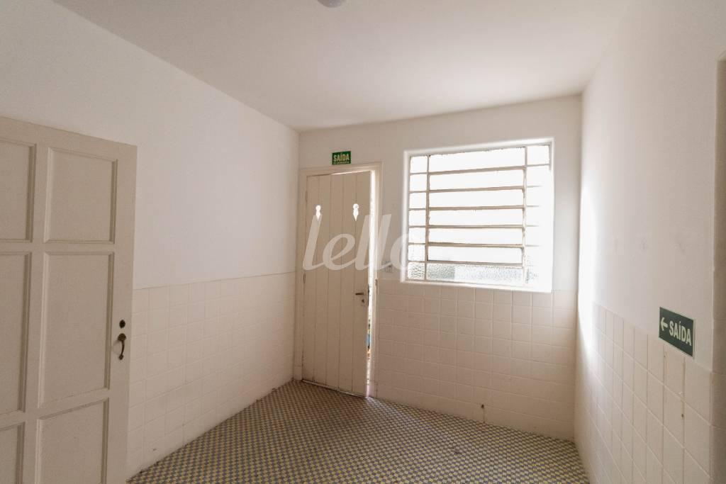 SALA 2 de Casa para alugar, sobrado com 450 m², e 5 vagas em Santa Cecília - São Paulo