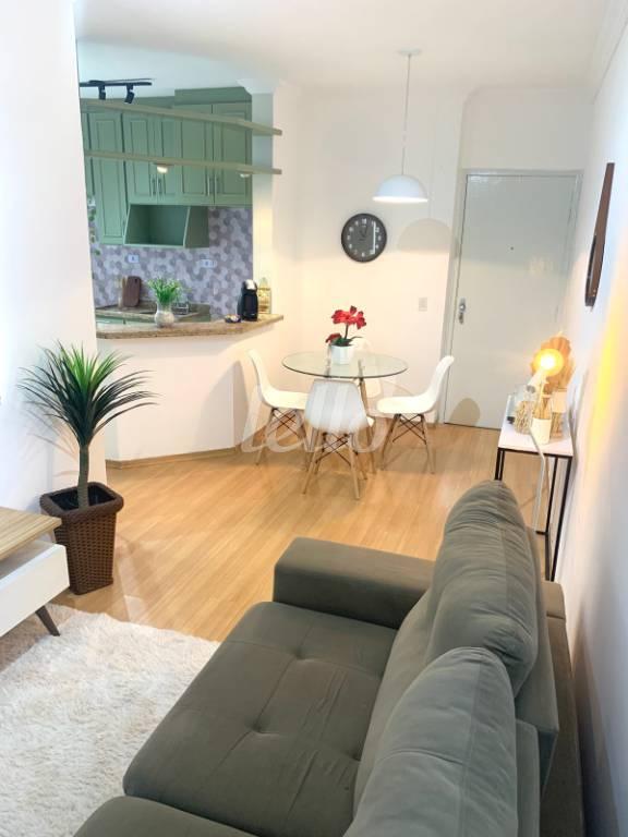SALA de Apartamento à venda, Padrão com 49 m², 1 quarto e 1 vaga em Vila Mussolini - São Bernardo do Campo