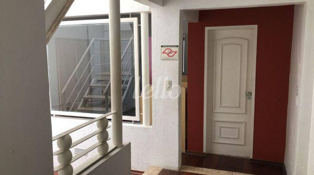 HALL SUPERIOR de Casa para alugar, sobrado com 380 m², 3 quartos e 1 vaga em Vila Mariana - São Paulo