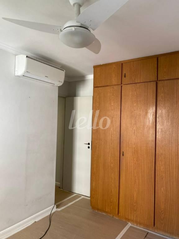 DORMITÓRIO de Apartamento à venda, Padrão com 79 m², 2 quartos e 2 vagas em Higienópolis - São Paulo