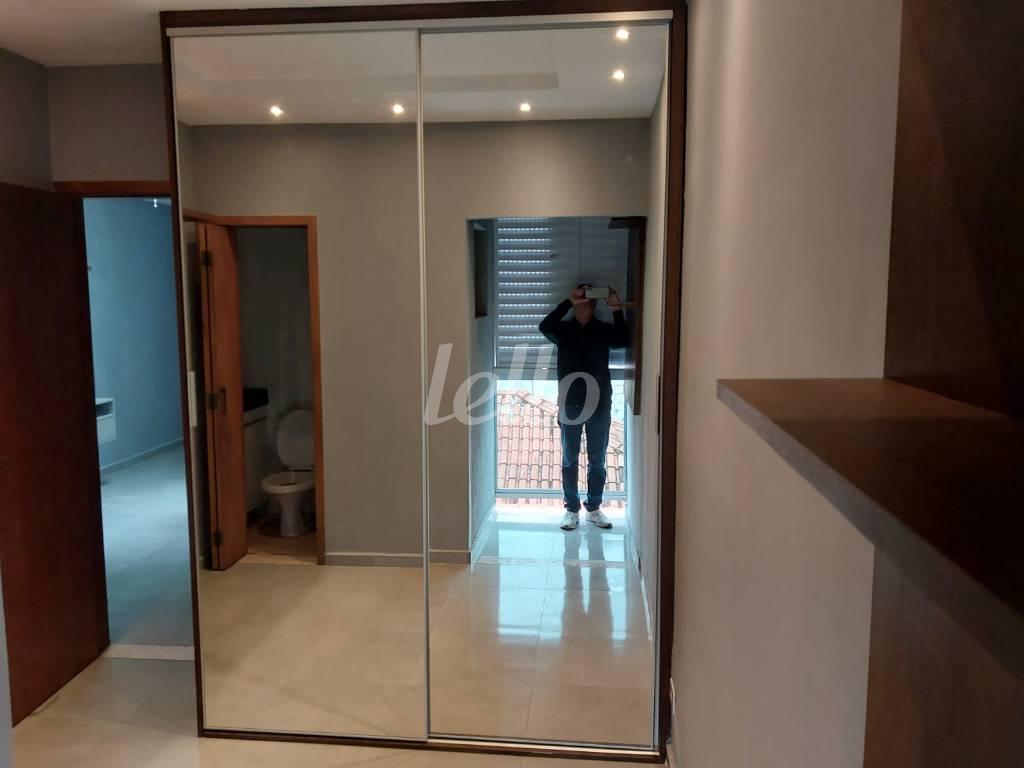 DORMITÓRIO de Apartamento à venda, Padrão com 88 m², 2 quartos e 1 vaga em Vila Alice - Santo André