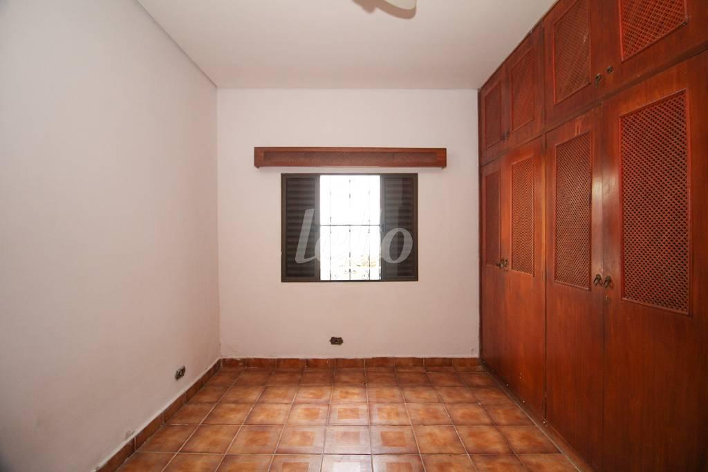 SUÍTE de Casa para alugar, térrea com 189 m², 3 quartos e 2 vagas em Planalto Paulista - São Paulo