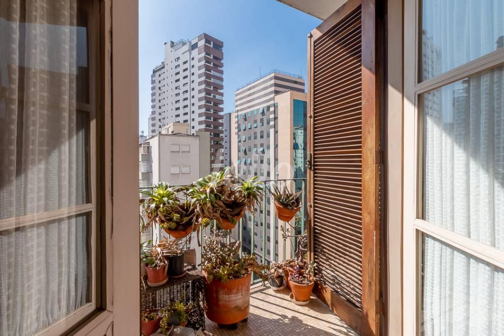 VARANDA de Apartamento à venda, Padrão com 133 m², 3 quartos e 1 vaga em Santa Cecília - São Paulo