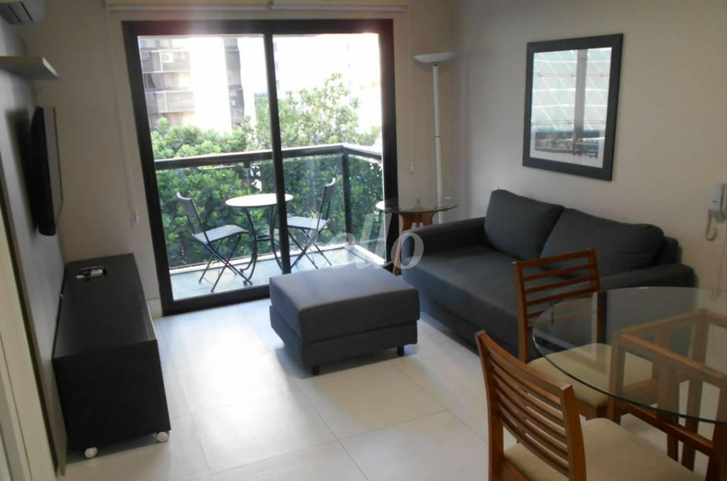 SALA de Apartamento à venda, Flat com 50 m², 1 quarto e 1 vaga em Jardim Paulista - São Paulo