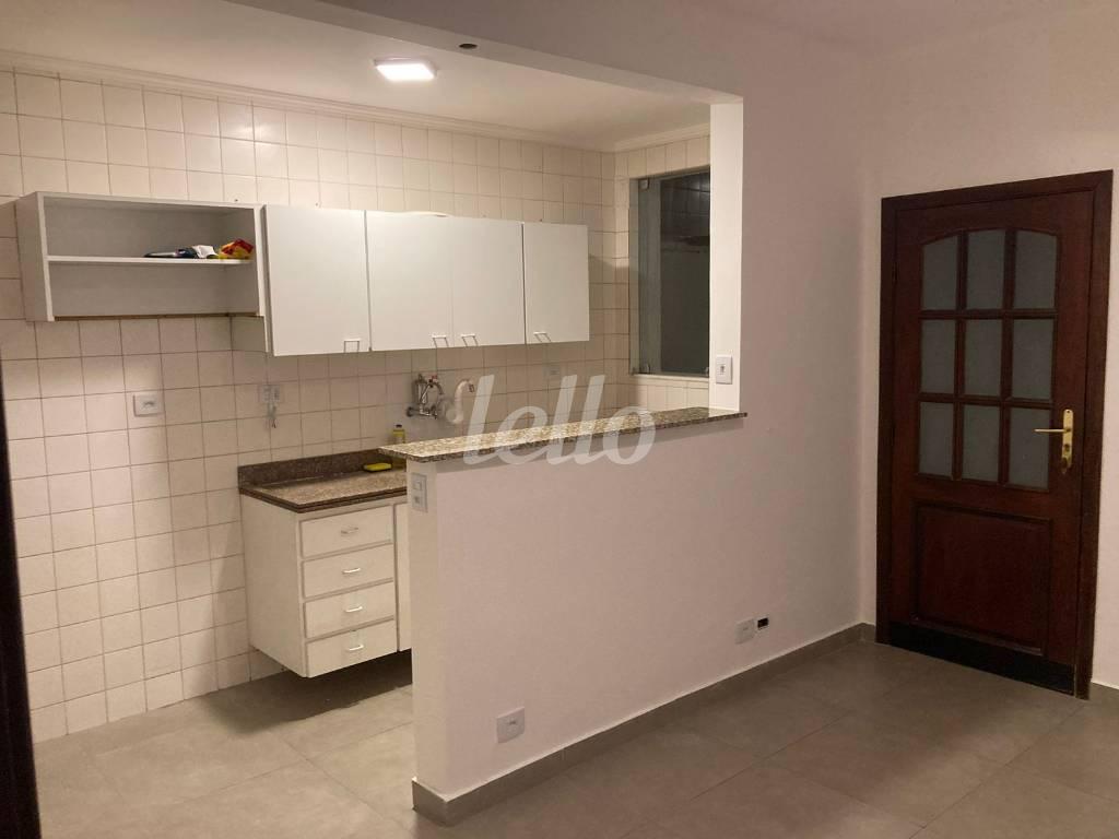 SALA de Casa para alugar, sobrado com 110 m², 2 quartos e 1 vaga em Vila Mariana - São Paulo