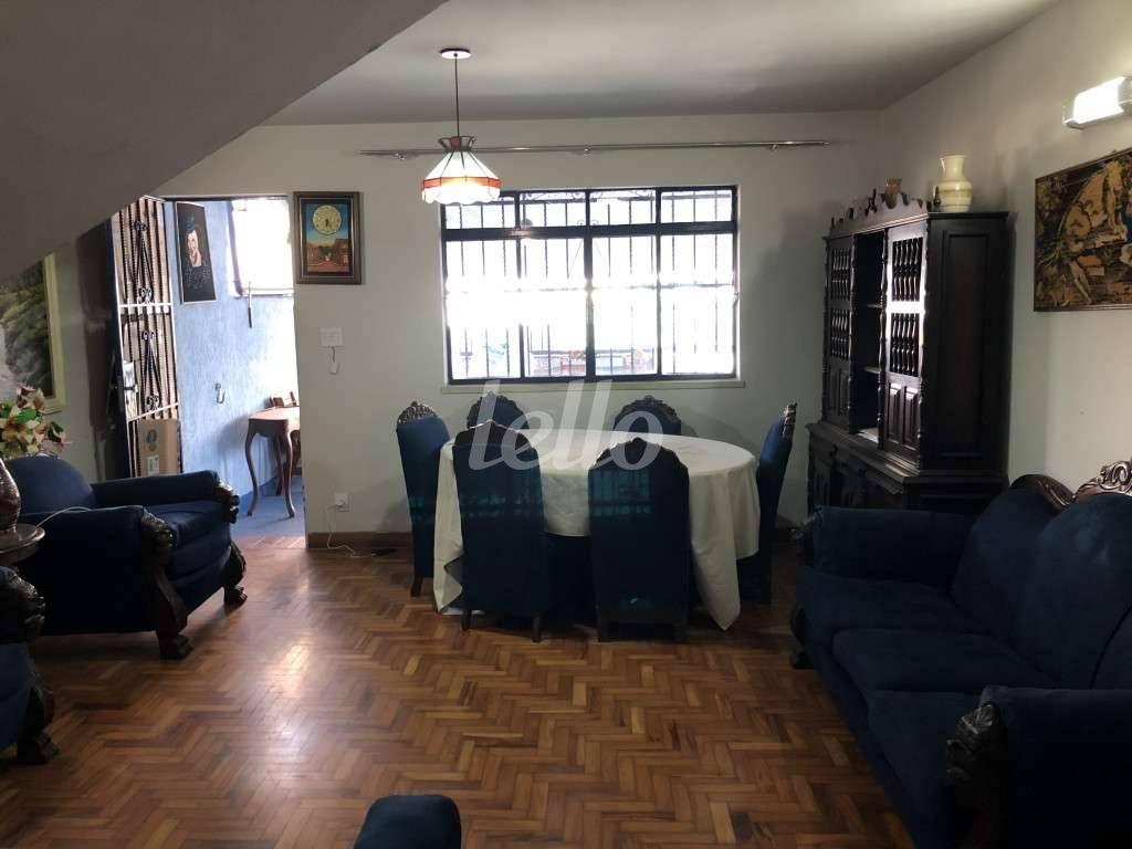 SALA de Casa para alugar, sobrado com 280 m², 3 quartos e 1 vaga em Pinheiros - São Paulo