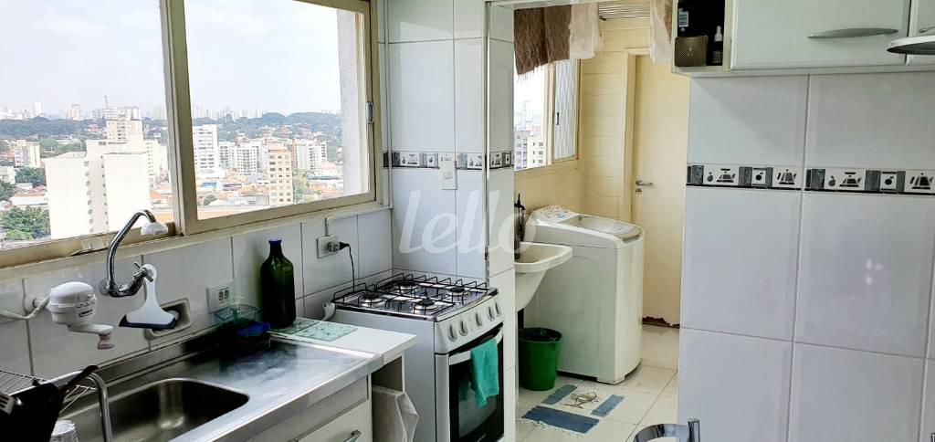 COZINHA de Apartamento à venda, Padrão com 84 m², 2 quartos e 1 vaga em Lapa - São Paulo