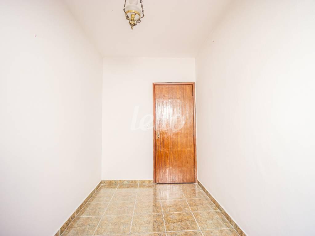 DORMITORIO de Casa à venda, sobrado com 240 m², 3 quartos e 4 vagas em Vila Bertioga - São Paulo