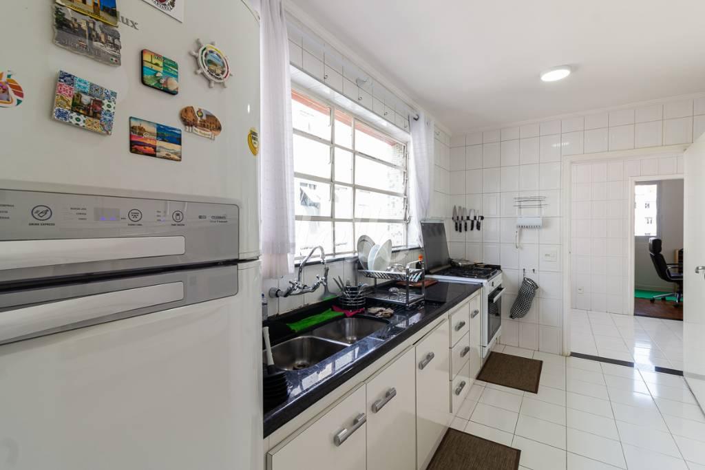 COZINHA de Apartamento para alugar, Padrão com 347 m², 3 quartos e 3 vagas em Consolação - São Paulo