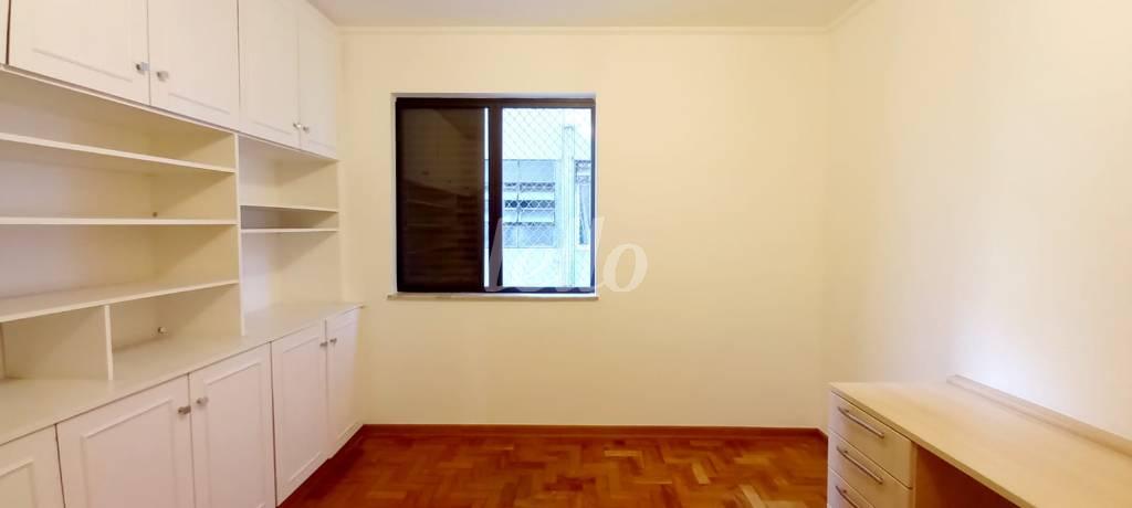 DORMITÓRIO de Apartamento à venda, Padrão com 130 m², 3 quartos e 1 vaga em Santa Cecília - São Paulo