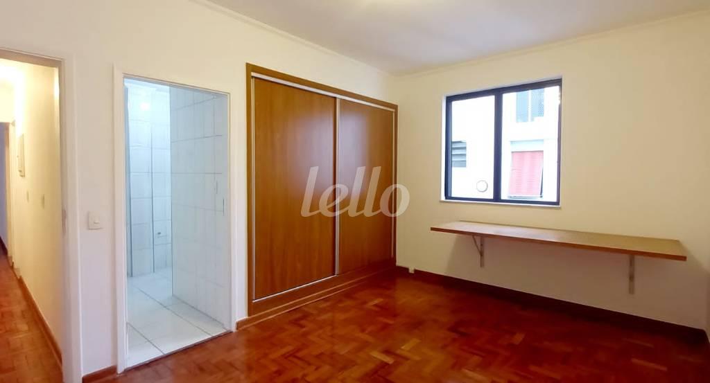 SUÍTE de Apartamento à venda, Padrão com 130 m², 3 quartos e 1 vaga em Santa Cecília - São Paulo