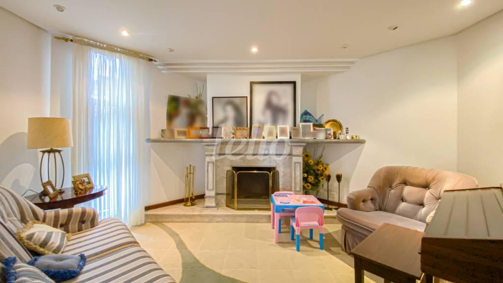 SALA de Apartamento à venda, Padrão com 335 m², 4 quartos e 4 vagas em Vila Analia Franco - São Paulo