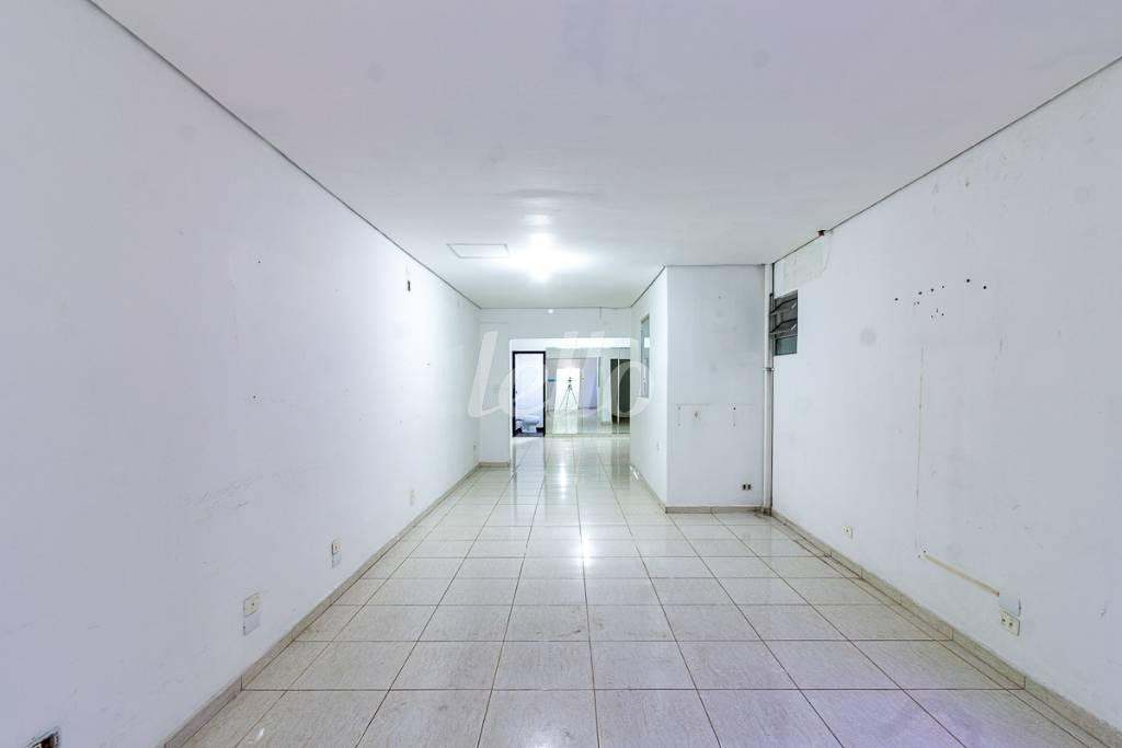 SALA 8 de Casa à venda, sobrado com 193 m², e 2 vagas em Mirandopolis - São Paulo