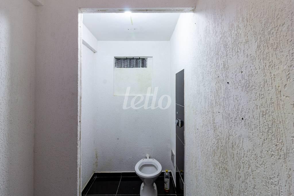 BANHEIRO 1 de Casa à venda, sobrado com 193 m², e 2 vagas em Mirandopolis - São Paulo