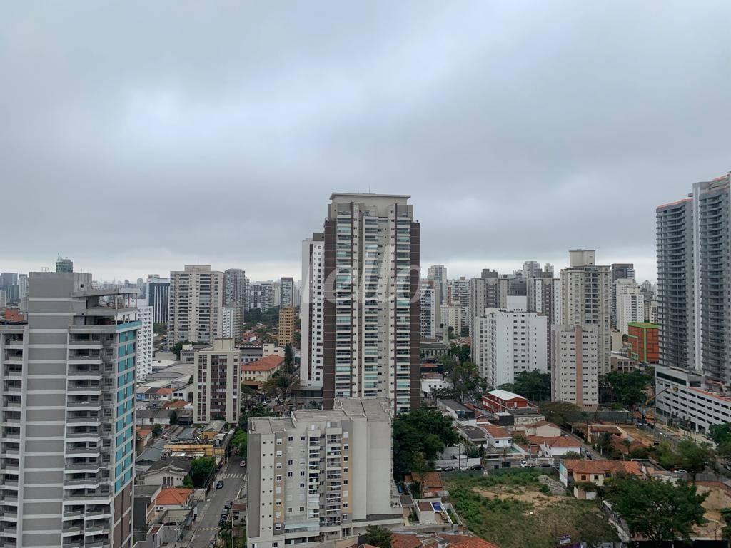 VISTA de Apartamento à venda, Padrão com 84 m², 3 quartos e 2 vagas em Jardim Das Acácias - São Paulo