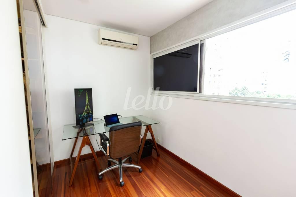 SUITE 2 de Apartamento para alugar, Padrão com 125 m², 2 quartos e 1 vaga em Itaim Bibi - São Paulo