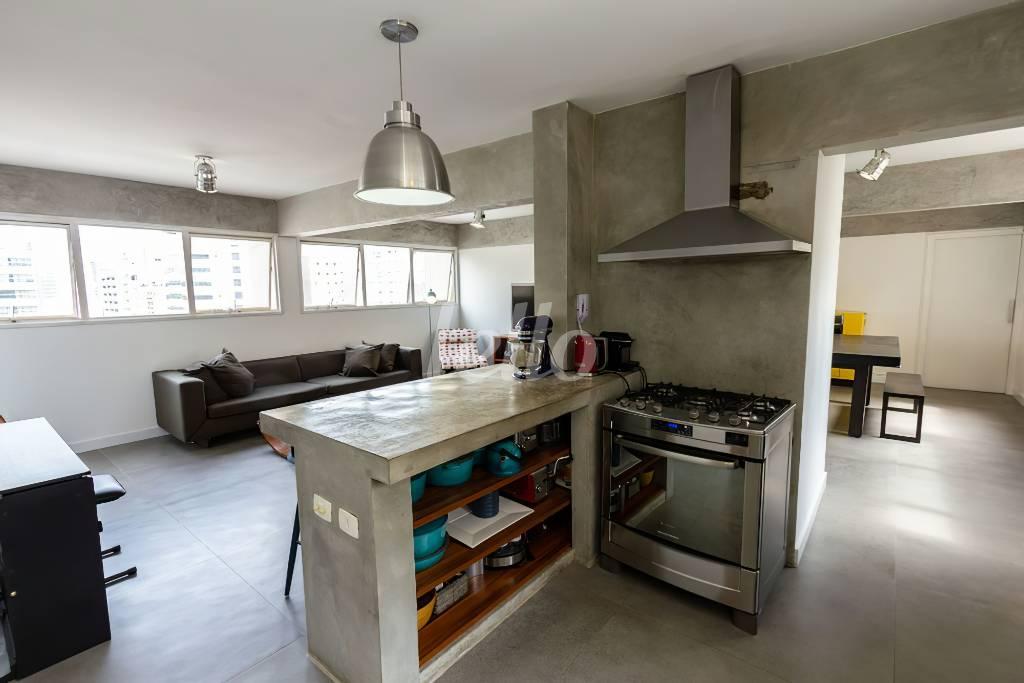 COZINHA de Apartamento para alugar, Padrão com 125 m², 2 quartos e 1 vaga em Itaim Bibi - São Paulo