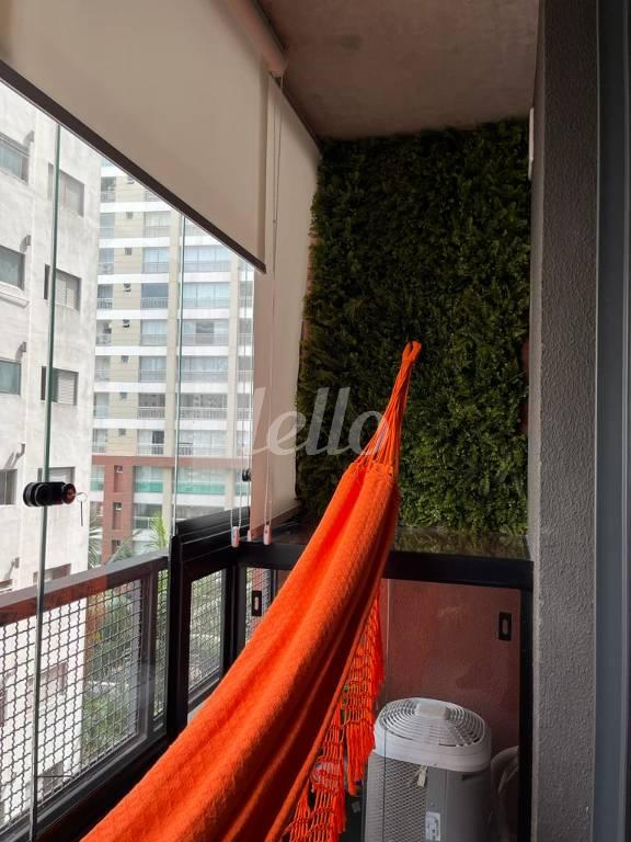 VARANDA de Apartamento para alugar, Padrão com 25 m², 1 quarto e em Consolação - São Paulo