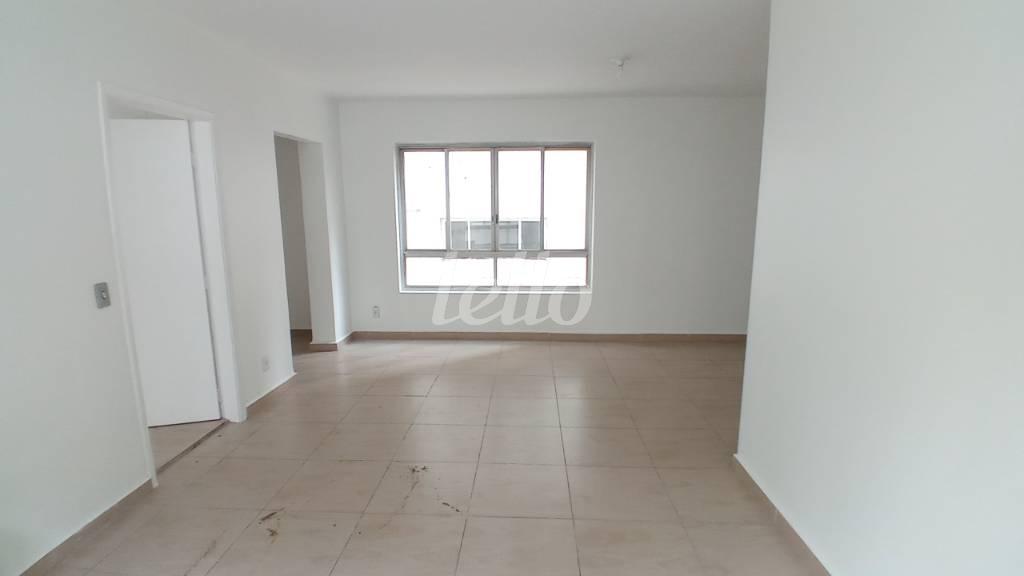 SALA de Apartamento para alugar, Padrão com 157 m², 2 quartos e 1 vaga em Paraíso - São Paulo