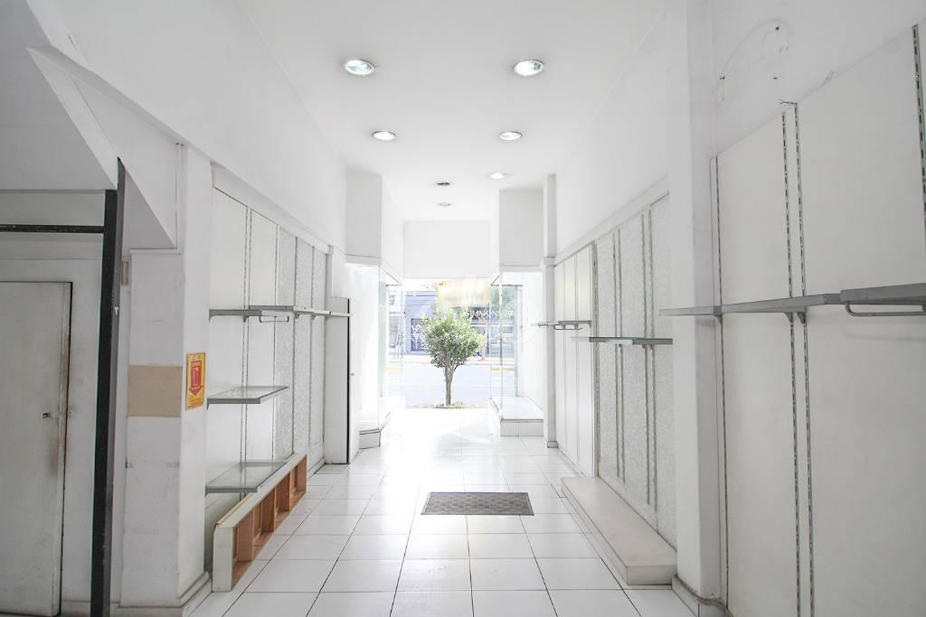 SALÃO de Loja para alugar, Padrão com 110 m², e em Mirandopolis - São Paulo