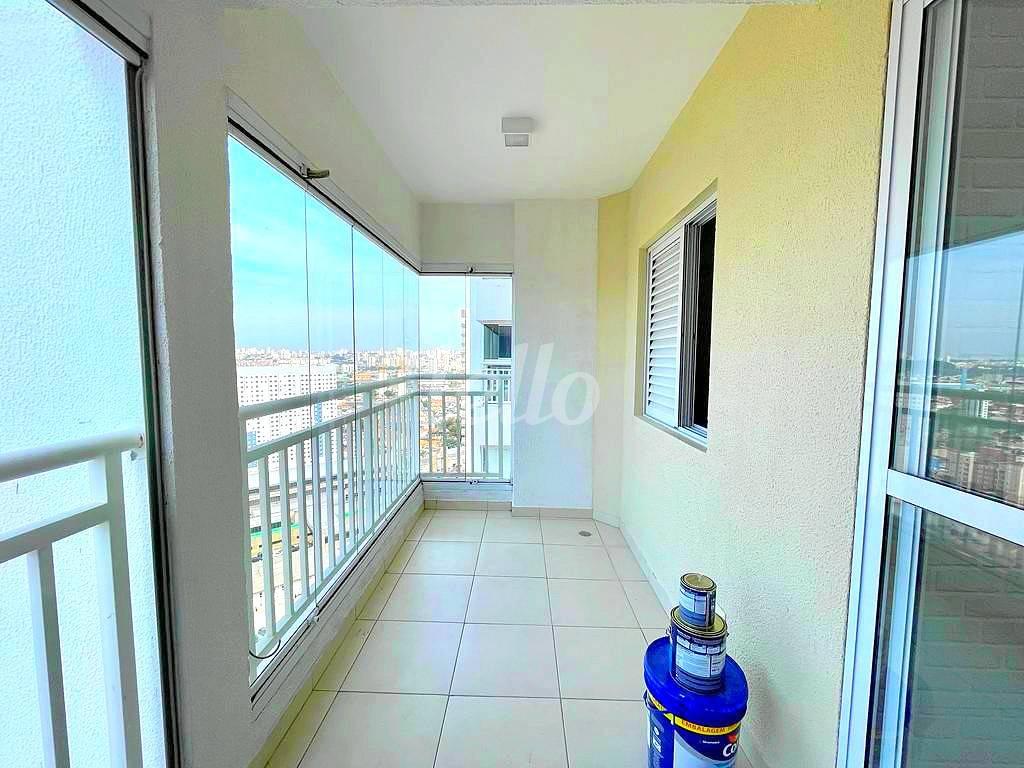 VARANDA de Apartamento à venda, Padrão com 58 m², 2 quartos e 2 vagas em Vila Prudente - São Paulo