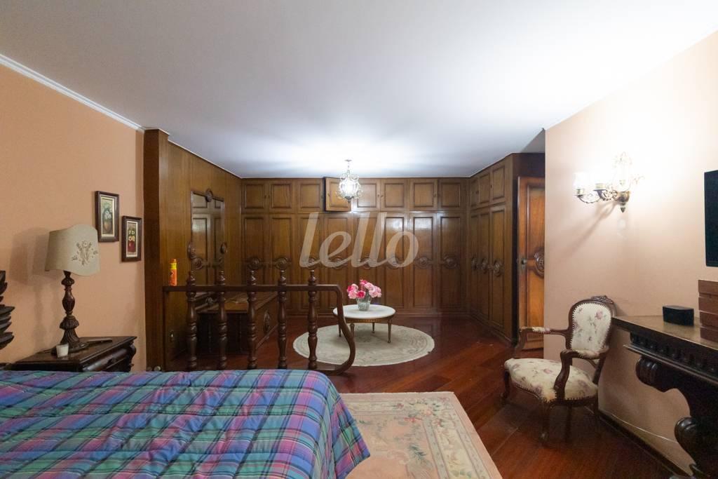 SUÍTE PRINCIPAL de Casa à venda, sobrado com 750 m², 4 quartos e 4 vagas em Mooca - São Paulo