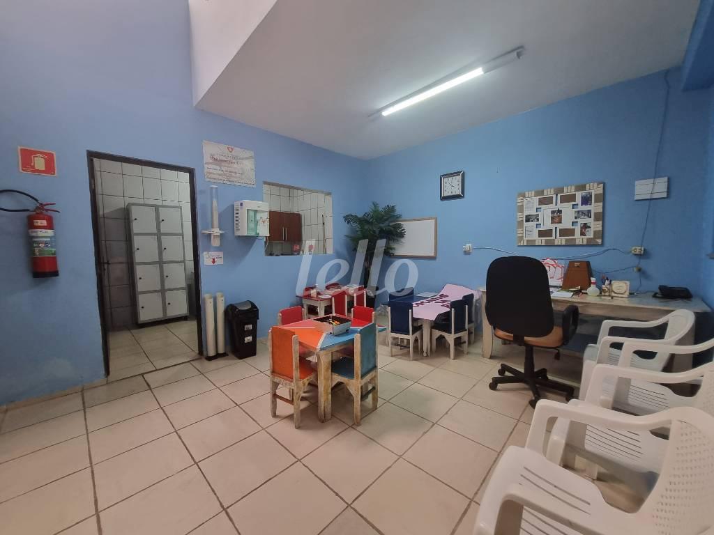 ESPAÇO DE RECREAÇÃO de Casa à venda, sobrado com 228 m², 3 quartos e 2 vagas em Parque Erasmo Assunção - Santo André