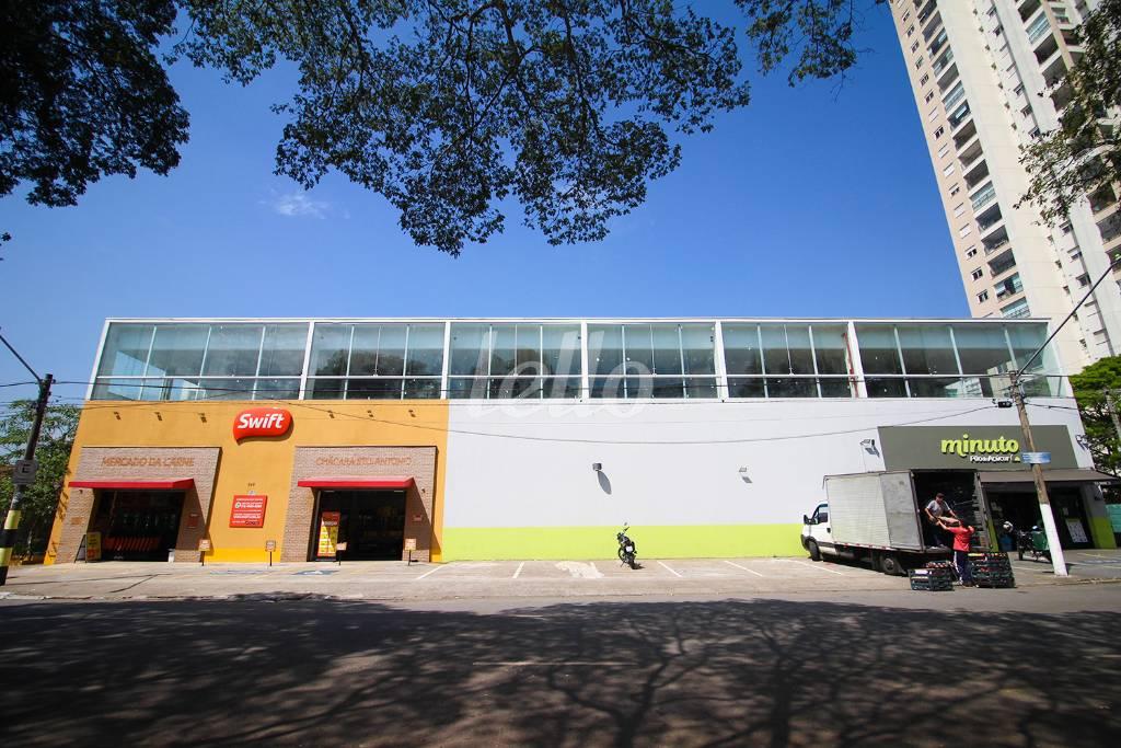 FACHADA de Loja para alugar, Padrão com 727 m², e em Vila Cruzeiro - São Paulo
