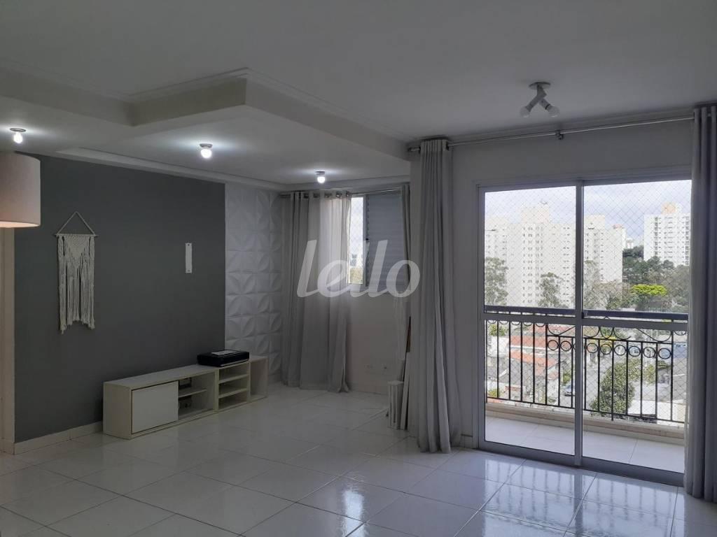 LIVING de Apartamento à venda, Padrão com 63 m², 2 quartos e 1 vaga em Vila Paulista - São Paulo