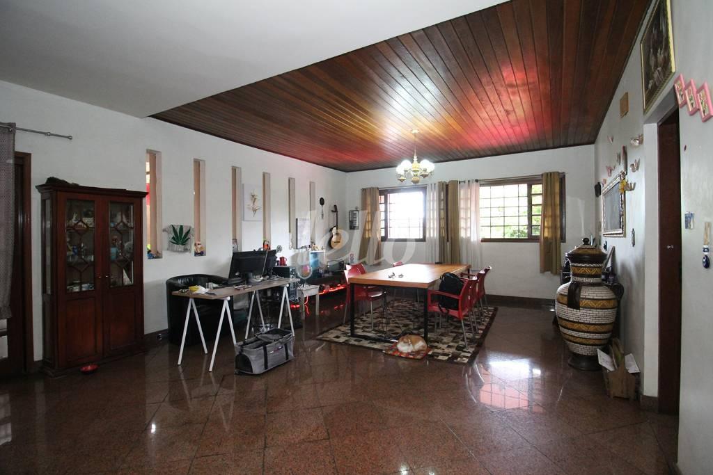 SALA DE JANTAR de Casa para alugar, sobrado com 480 m², 3 quartos e 6 vagas em Chácara Monte Alegre - São Paulo