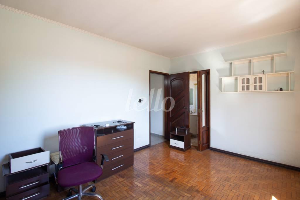 SUITE1 de Casa à venda, sobrado com 229 m², 3 quartos e 3 vagas em Vila Bela - São Paulo