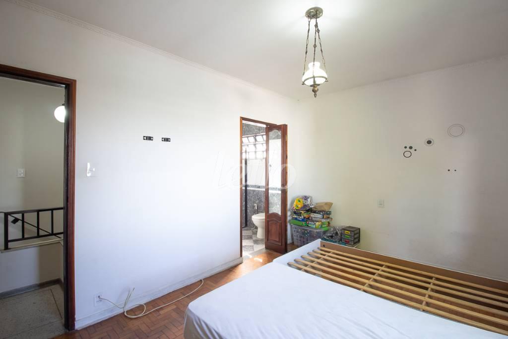 SUITE3 de Casa à venda, sobrado com 229 m², 3 quartos e 3 vagas em Vila Bela - São Paulo