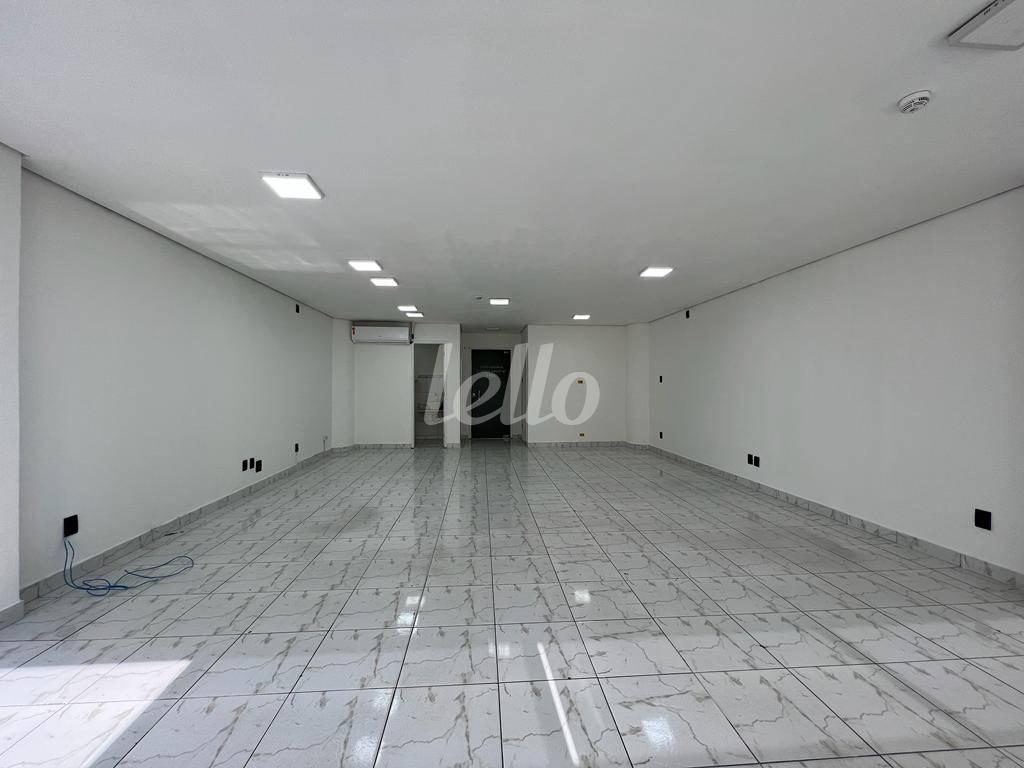 CONJUNTO de Sala / Conjunto à venda, Padrão com 77 m², e 1 vaga em Bela Vista - São Paulo
