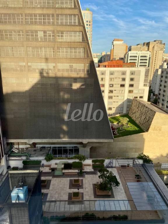 VISTA de Sala / Conjunto à venda, Padrão com 116 m², e 1 vaga em Jardins - São Paulo