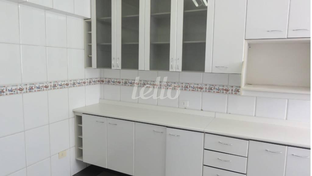 COZINHA de Apartamento para alugar, Padrão com 170 m², 1 quarto e 2 vagas em Indianópolis - São Paulo