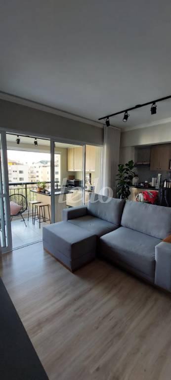 SALA 2 AMBIENTES de Apartamento à venda, Padrão com 70 m², 2 quartos e 1 vaga em Jd. Leonor M. de Barros - São Paulo