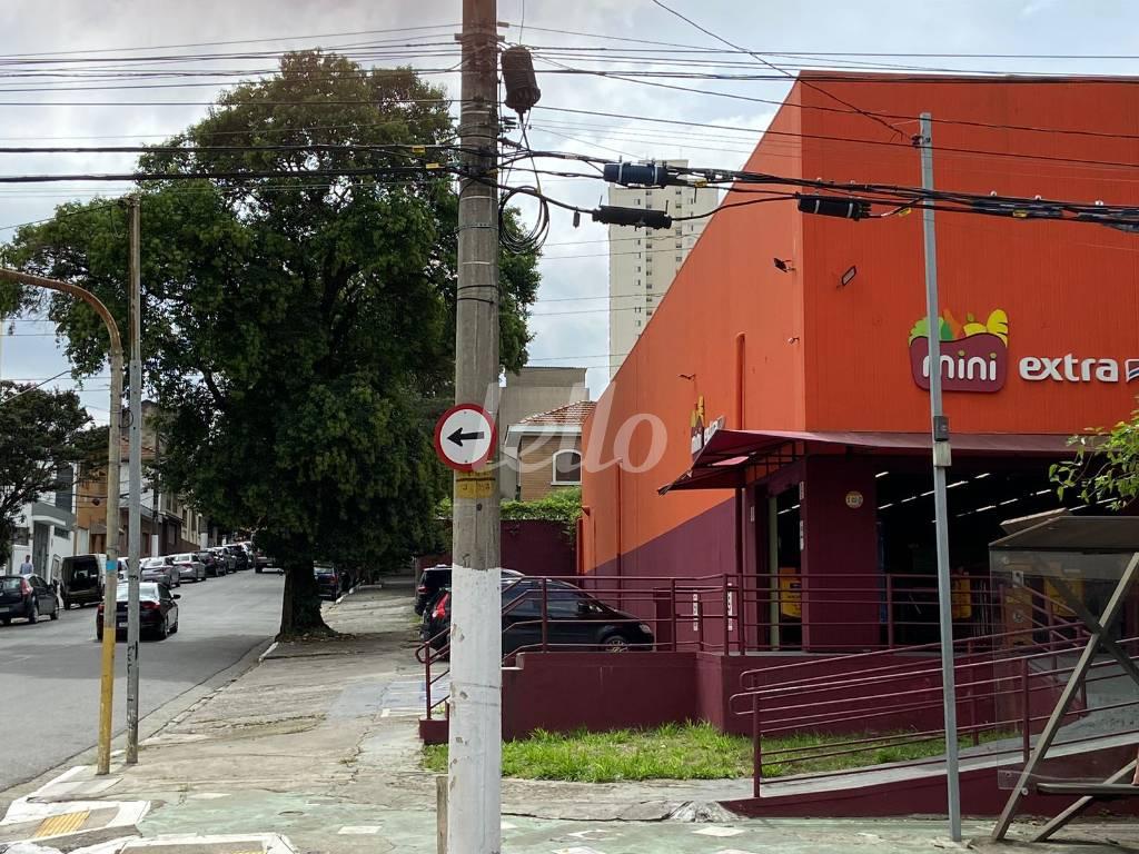 FACHADA de Galpão/Armazém à venda, Padrão com 480 m², e 10 vagas em Mooca - São Paulo