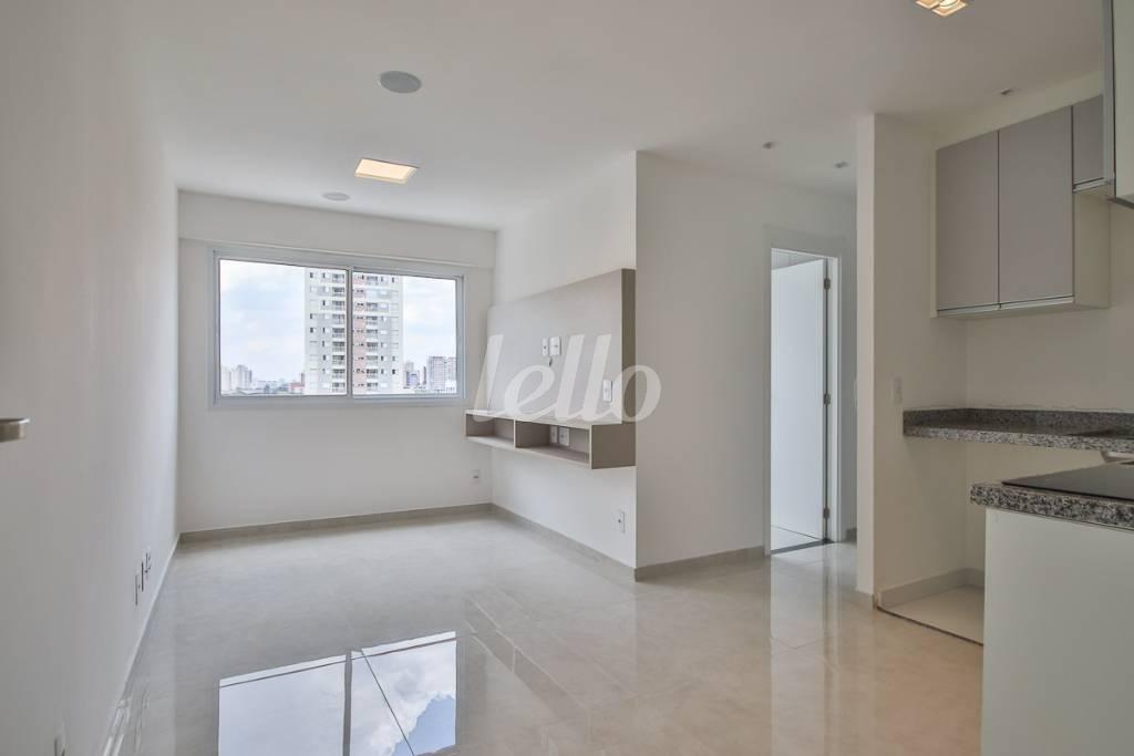 SALA de Apartamento para alugar, Padrão com 39 m², 2 quartos e em Quarta Parada - São Paulo