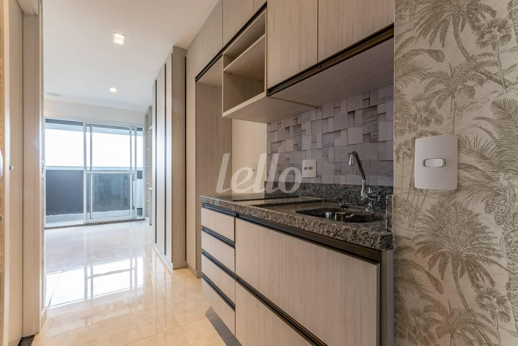 COZINHA de Apartamento para alugar, Padrão com 25 m², 1 quarto e em Quarta Parada - São Paulo