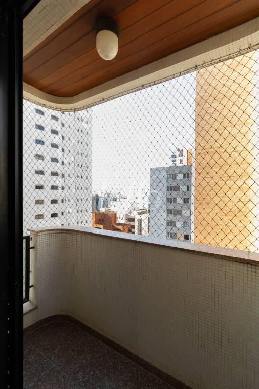 SACADA DA SUÍTE 3 de Apartamento para alugar, Padrão com 220 m², 3 quartos e 3 vagas em Santa Cecília - São Paulo