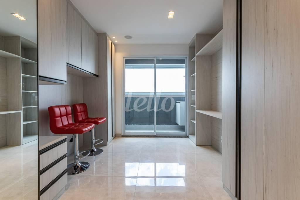 STUDIO de Apartamento para alugar, Padrão com 25 m², 1 quarto e em Quarta Parada - São Paulo